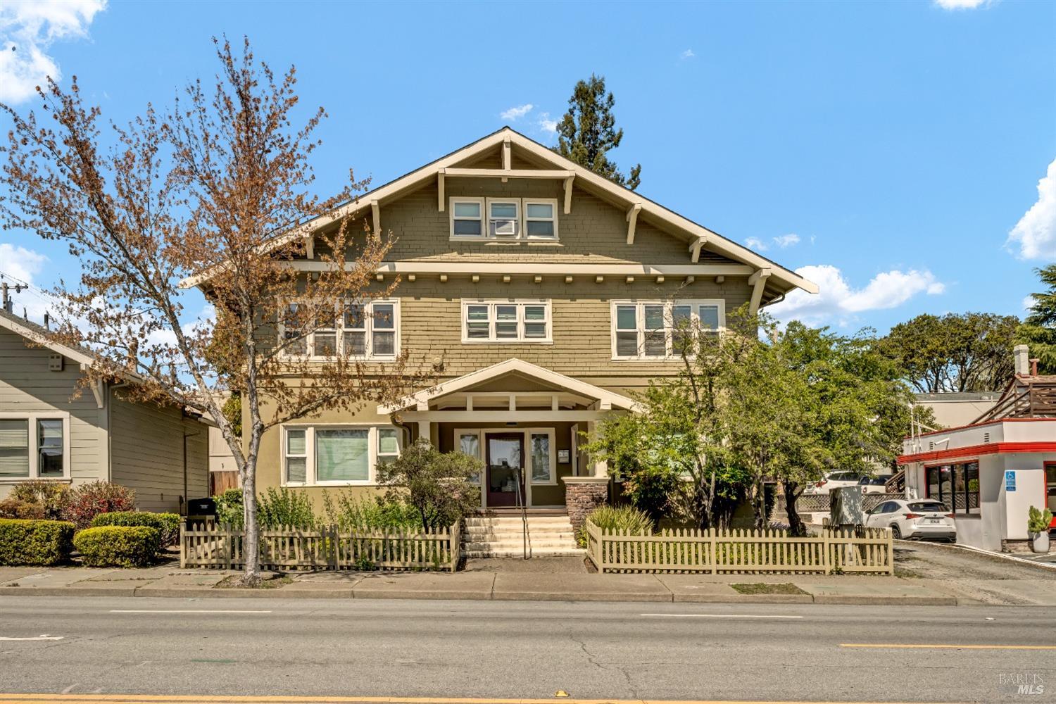 312 Washington Street