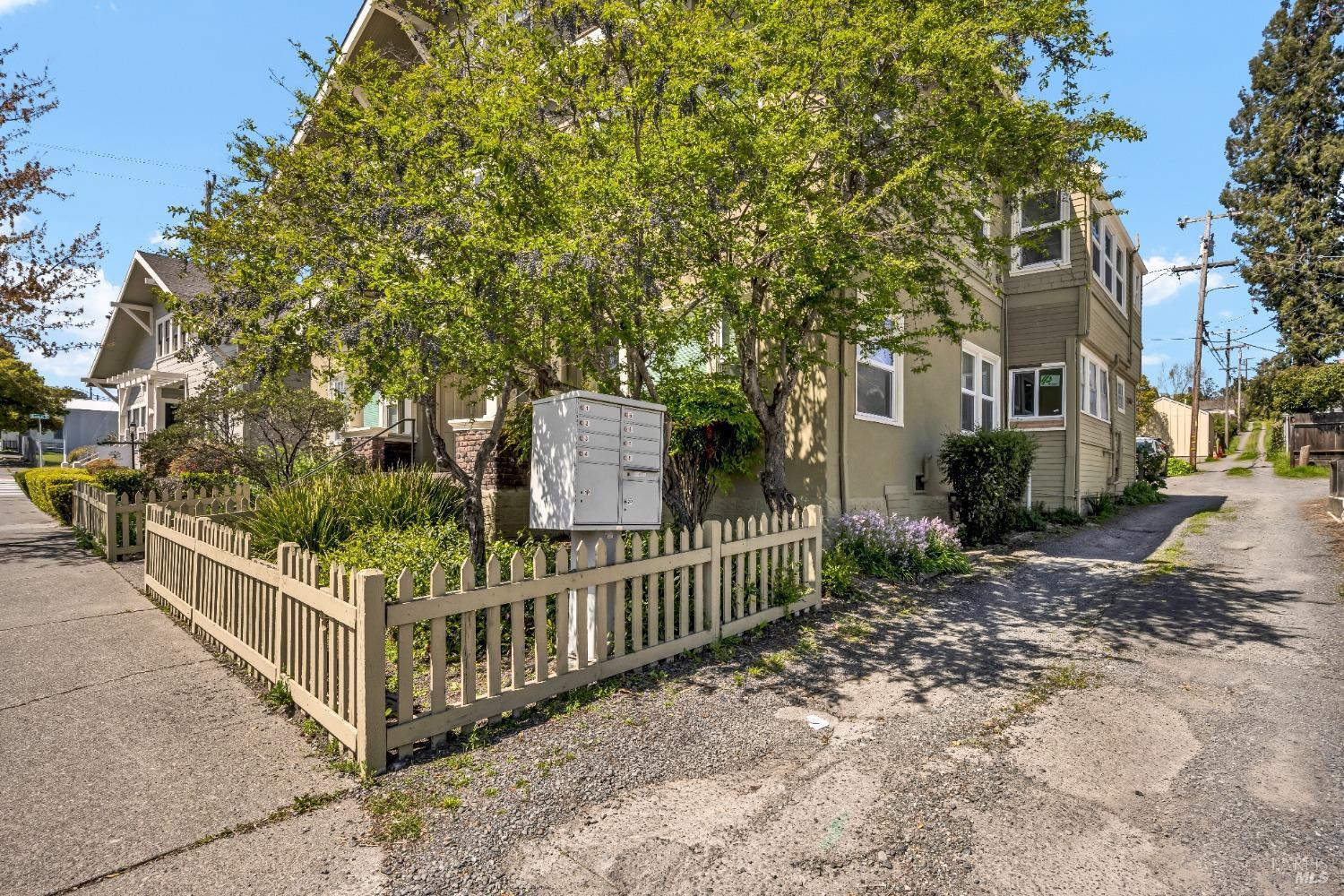 312 Washington Street