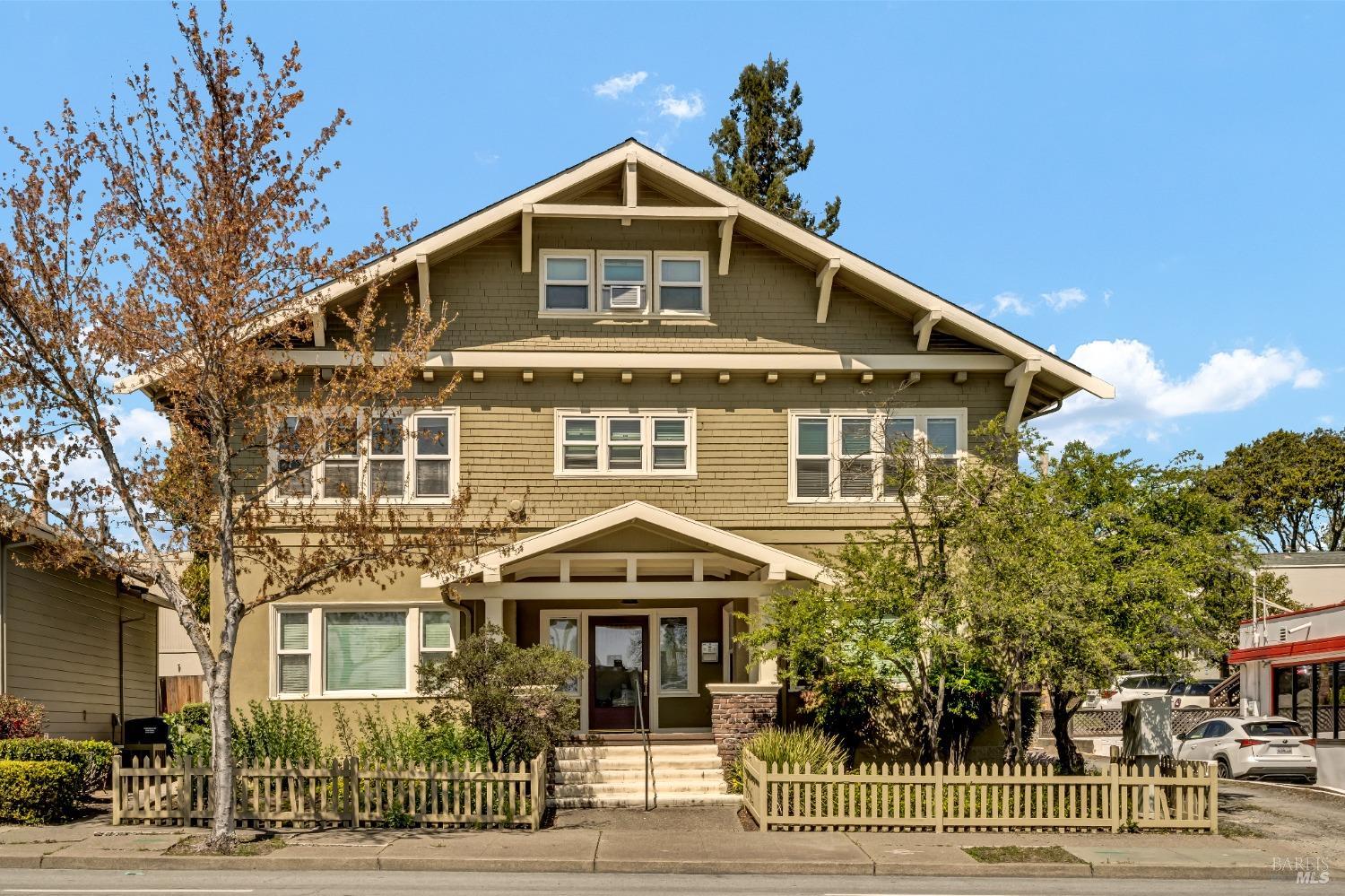 312 Washington Street