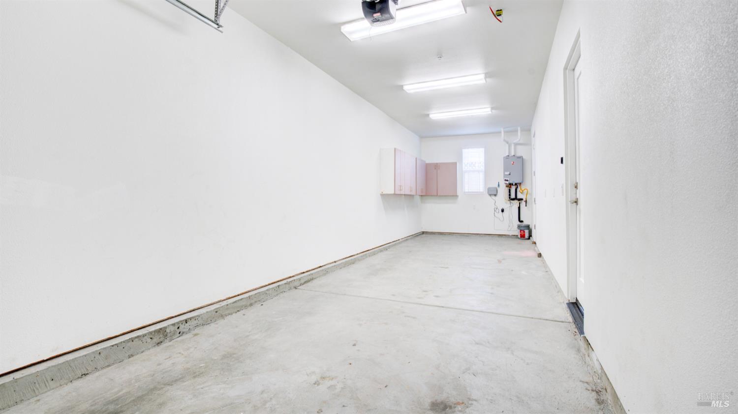 2910 Bay Village Ave