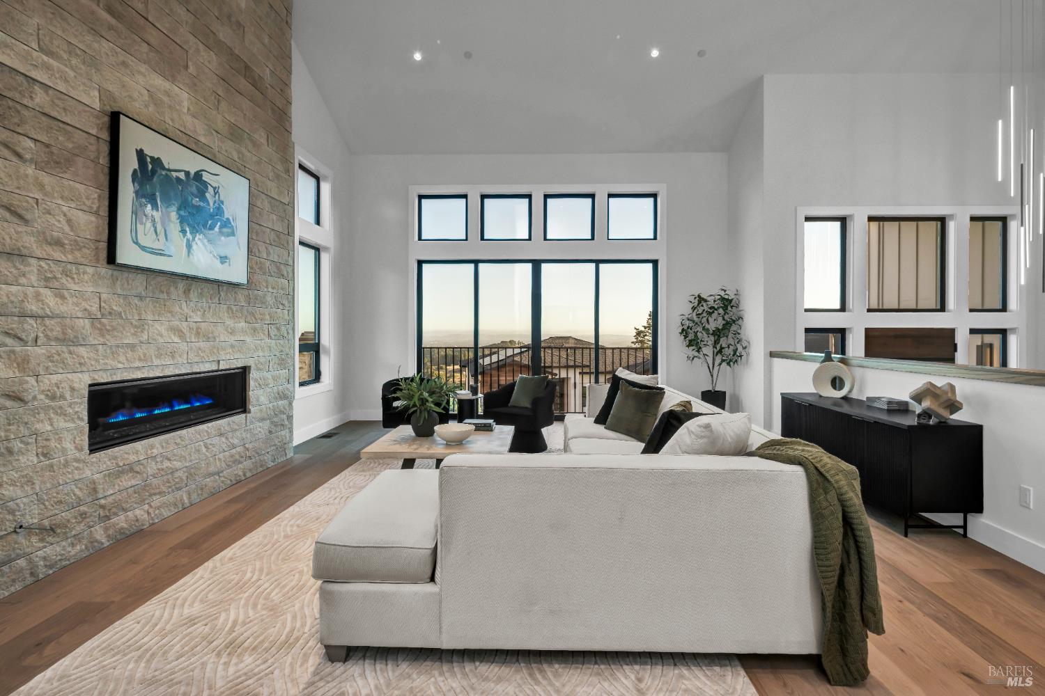 2011 Long Leaf Court