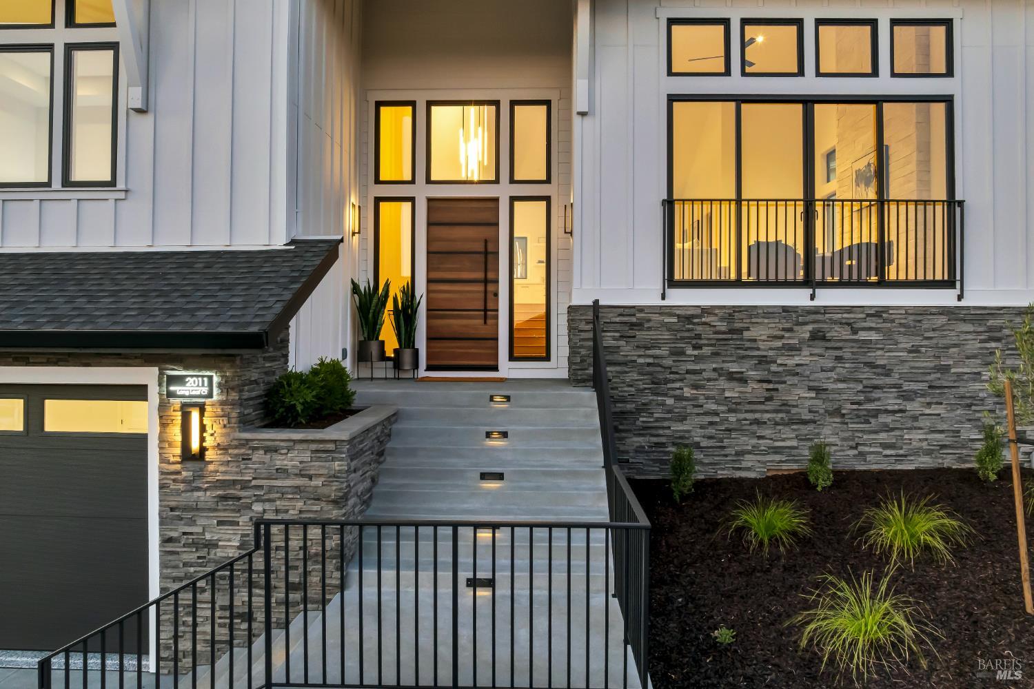 2011 Long Leaf Court