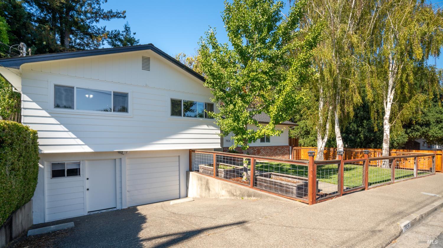 7826 Brookside Avenue