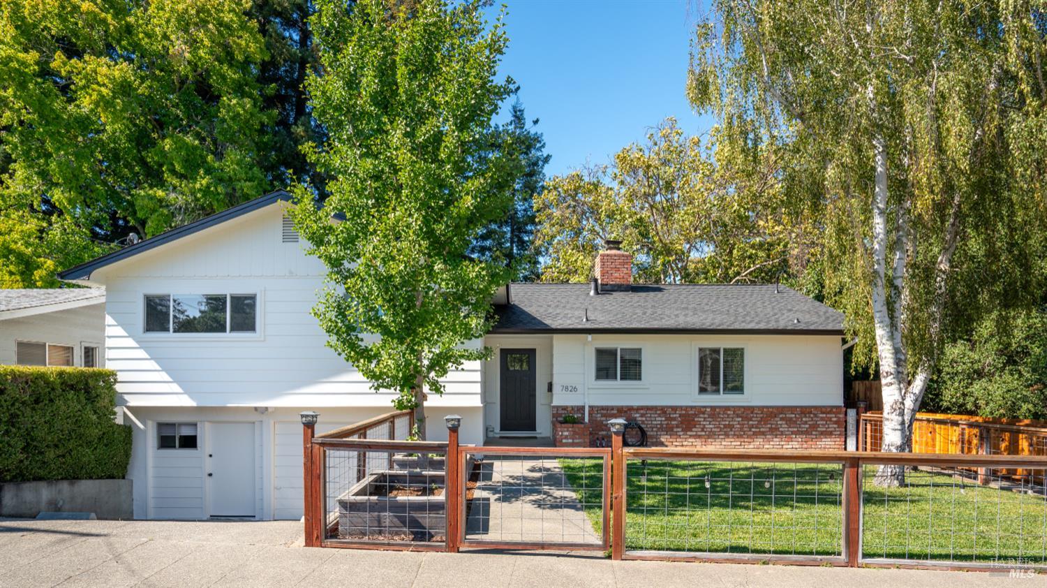 7826 Brookside Avenue