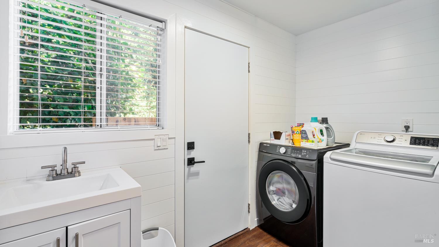 7826 Brookside Avenue