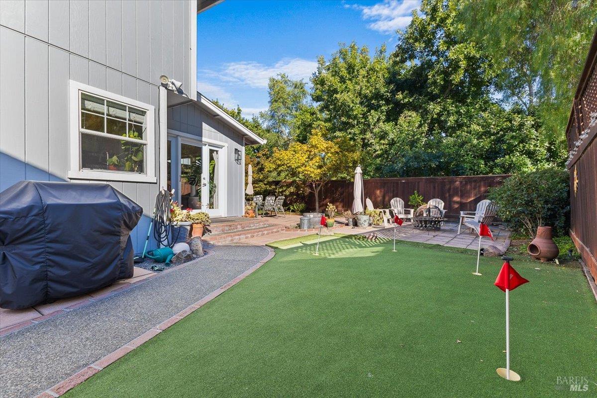 416 Tanglewood Ct