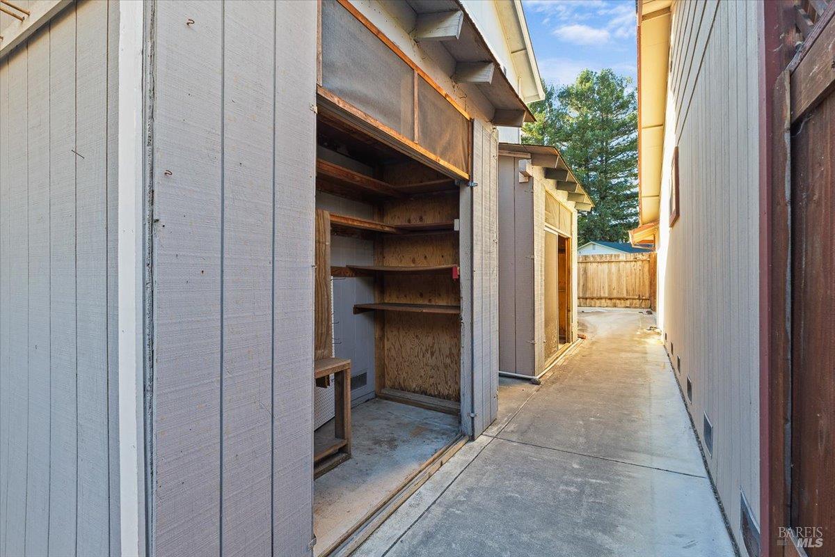 416 Tanglewood Ct