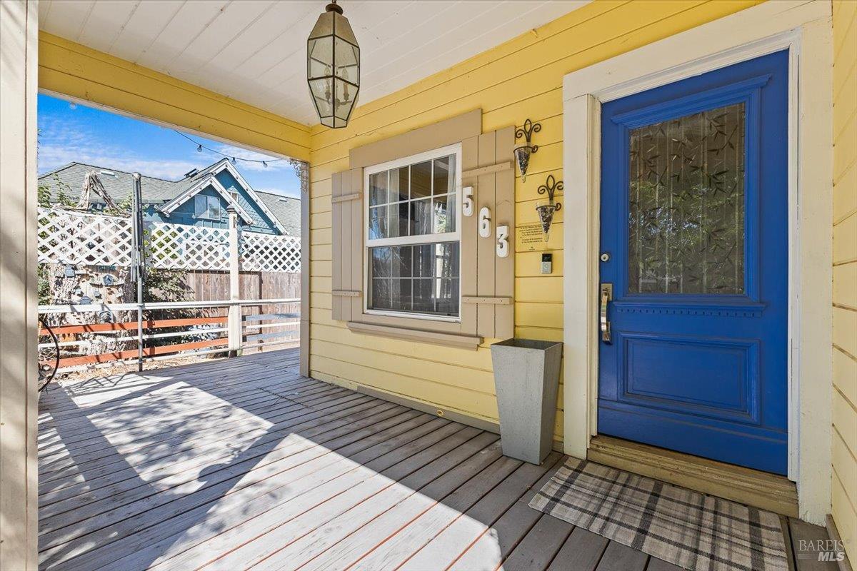 563 Windsor River Rd