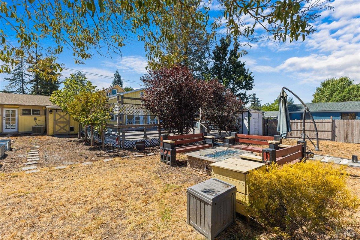 563 Windsor River Rd