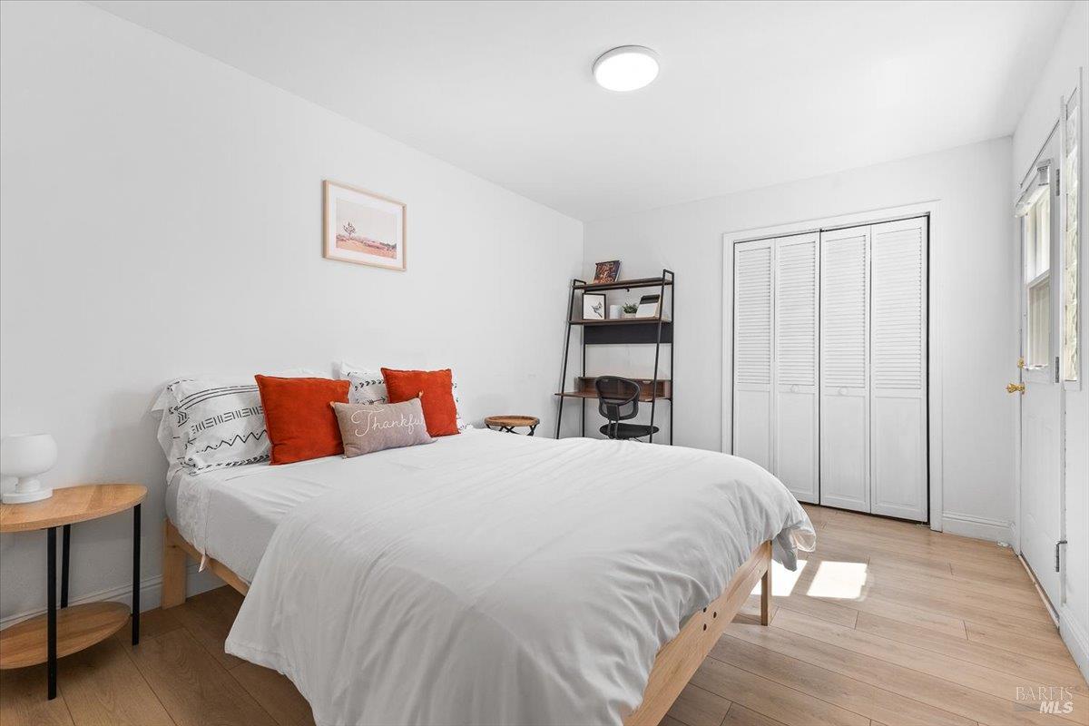 563 Windsor River Rd