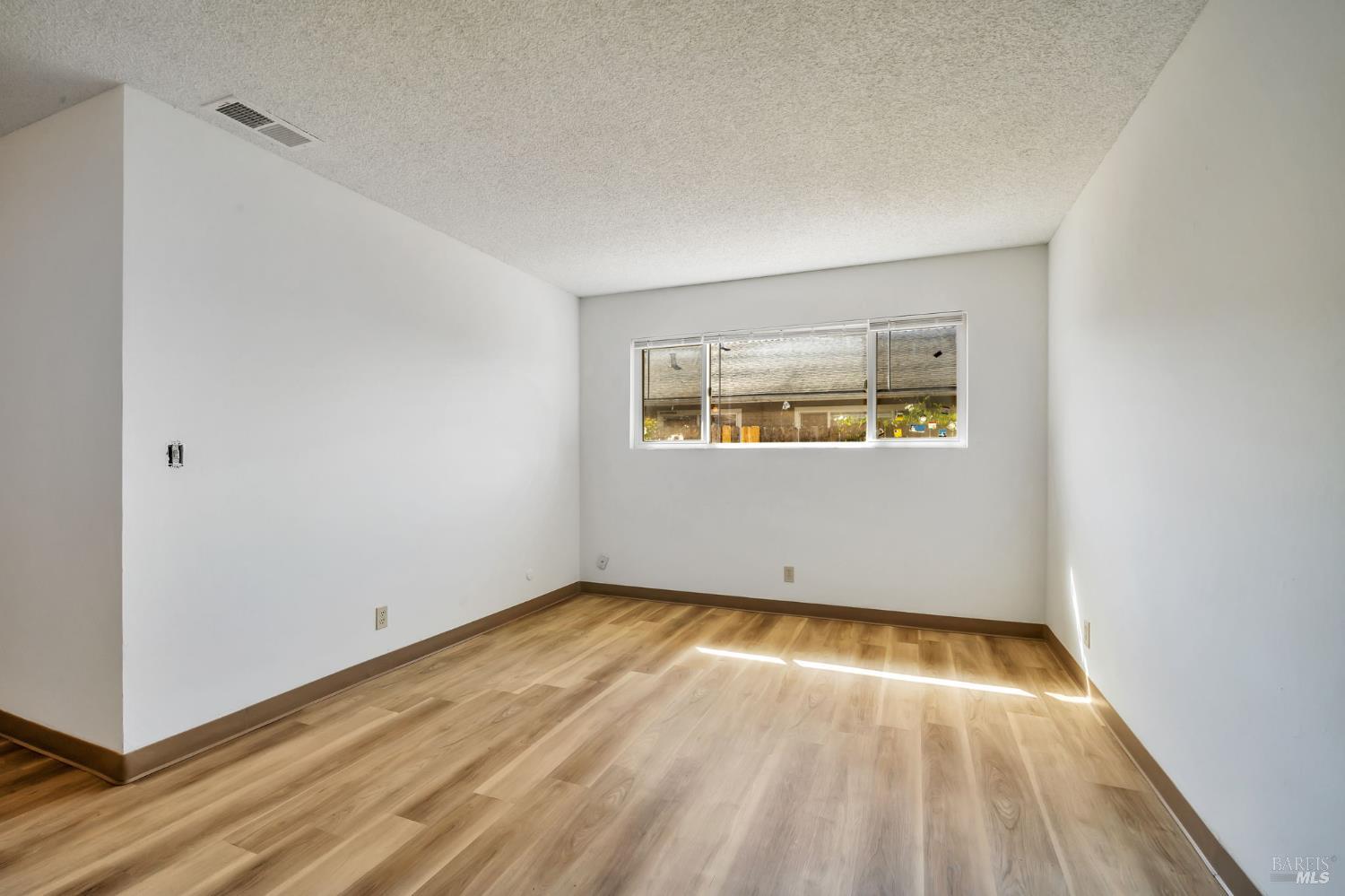 1447 Beachwood Drive