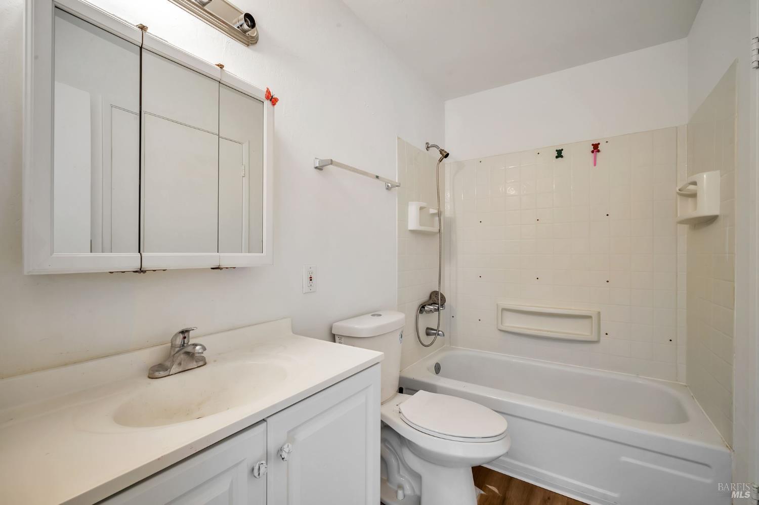 1447 Beachwood Drive