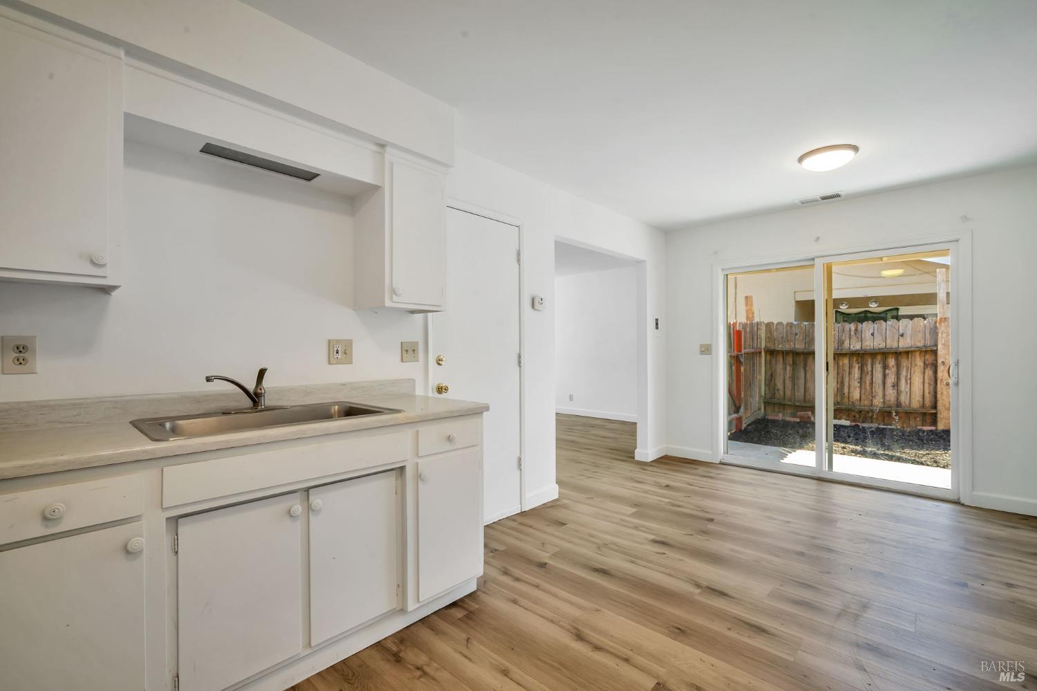 1447 Beachwood Drive