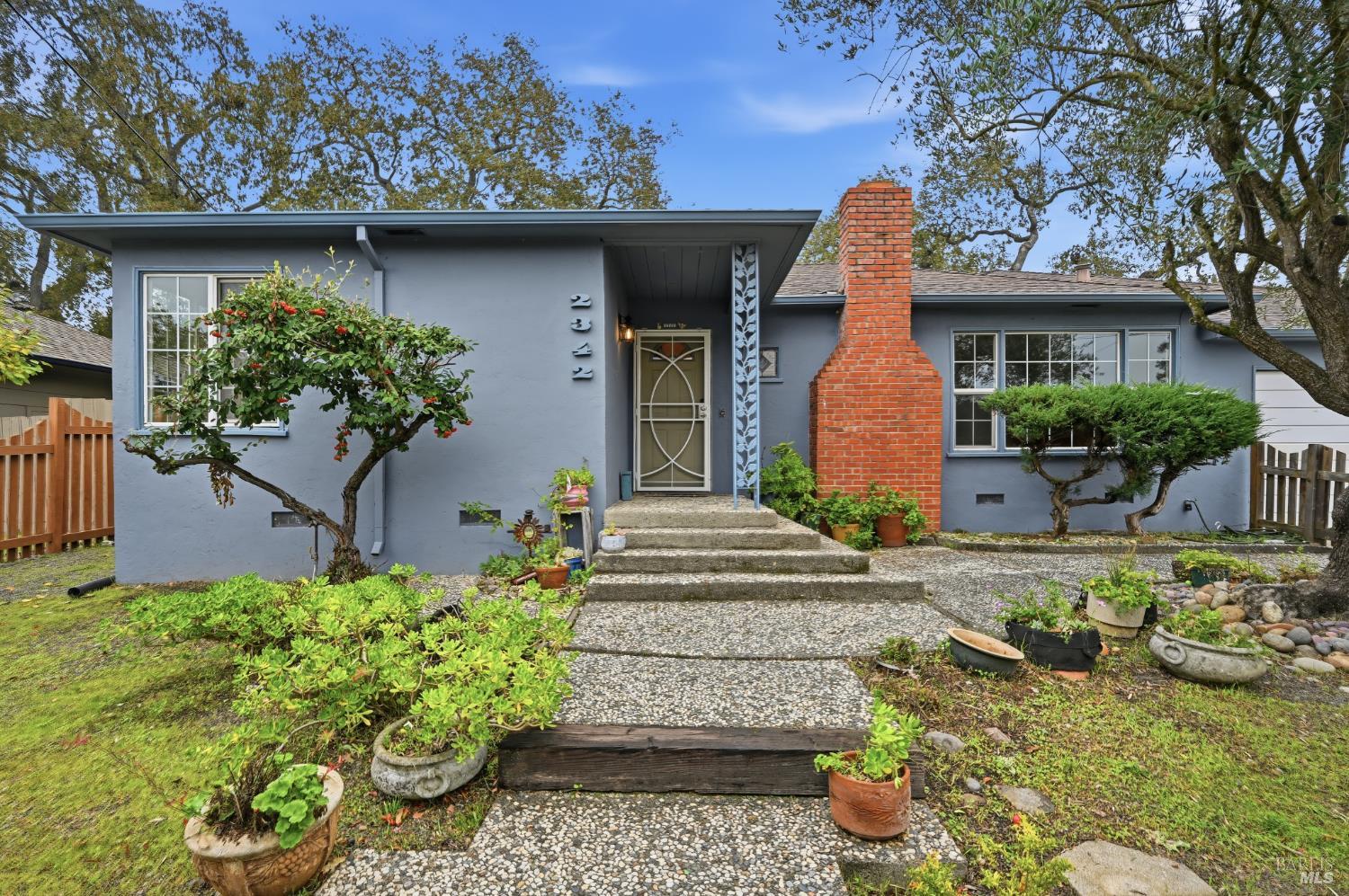 2342 Lillie Drive