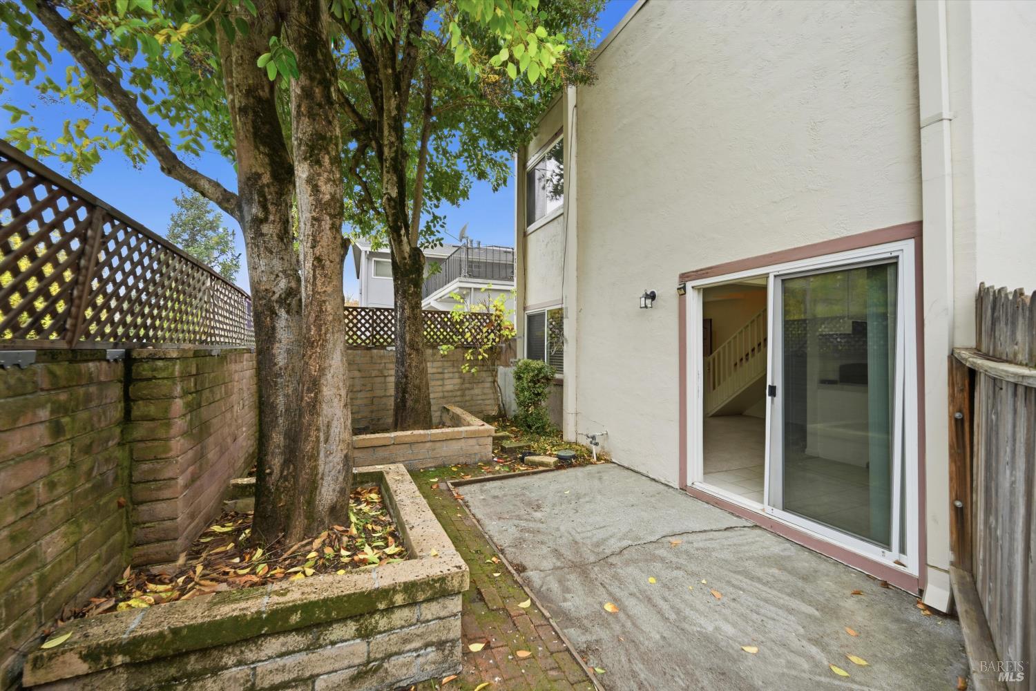 1213 Fair Oaks Avenue