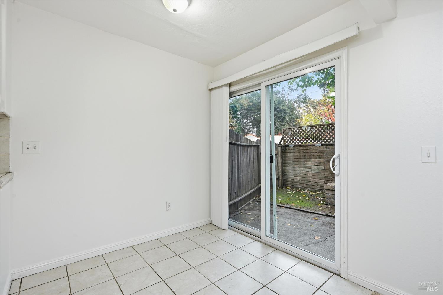 1213 Fair Oaks Avenue