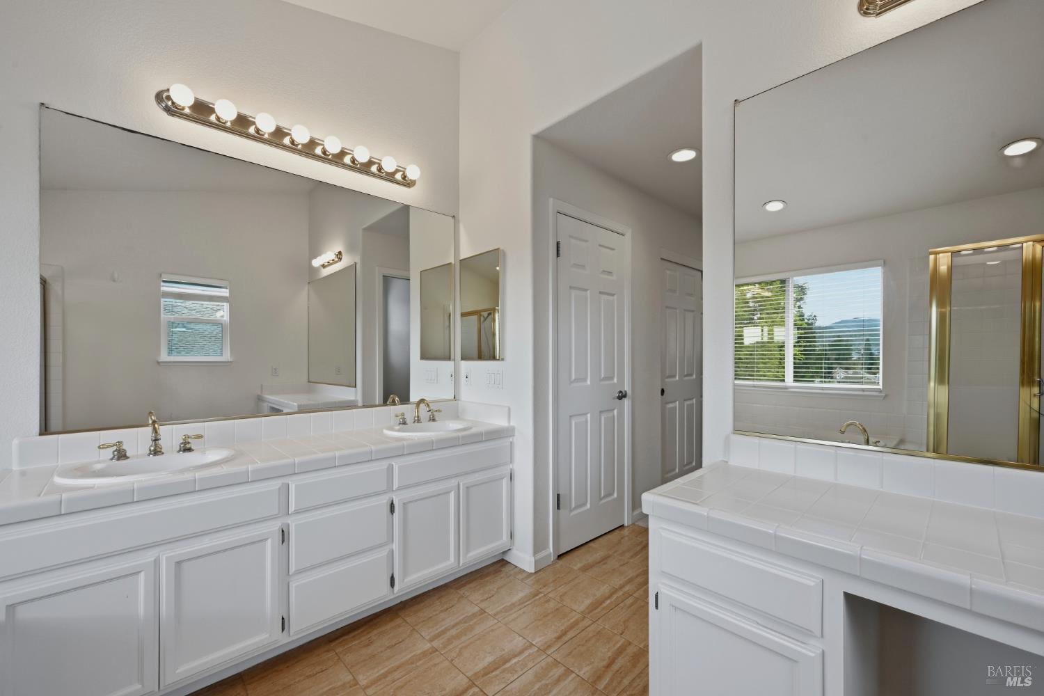 5784 Owl Hill Avenue