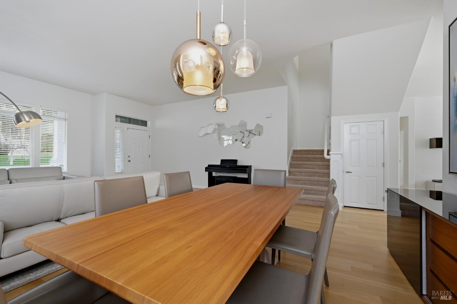 5784 Owl Hill Avenue