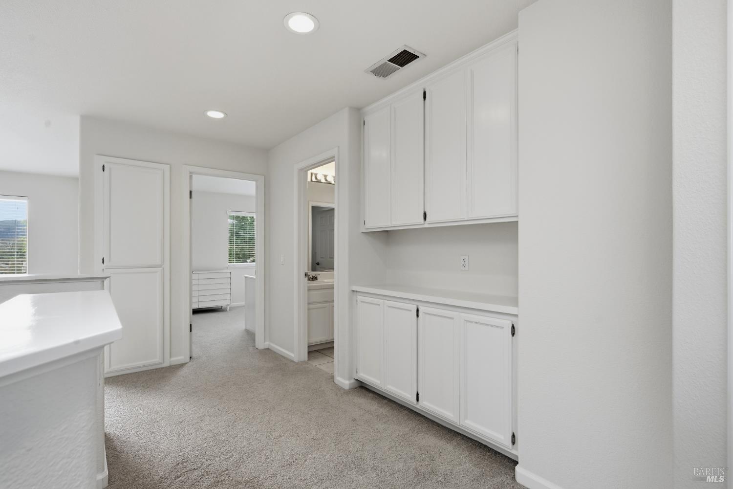 5784 Owl Hill Avenue