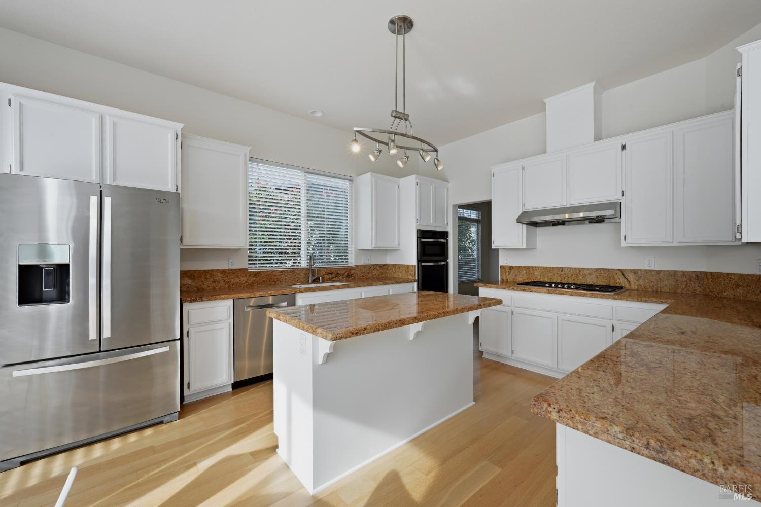 5784 Owl Hill Avenue