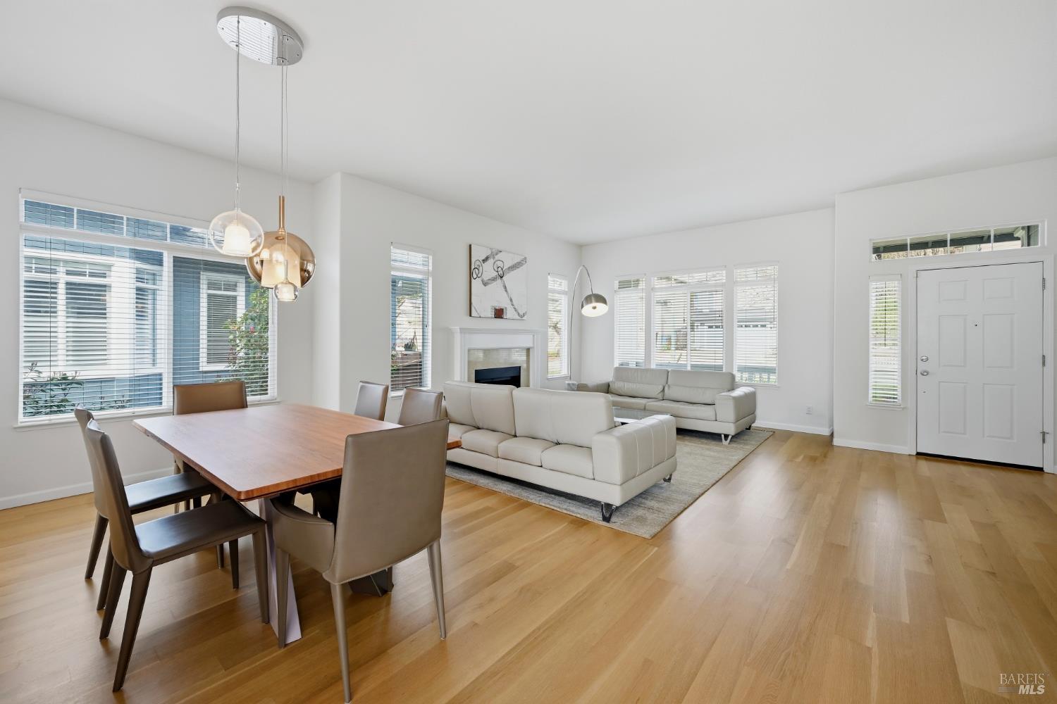 5784 Owl Hill Avenue