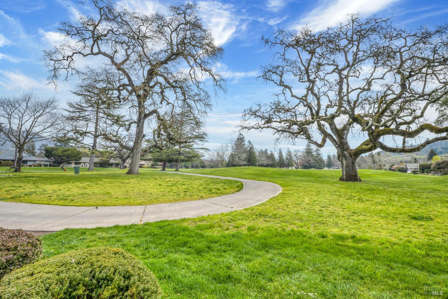 437 Crestridge Place