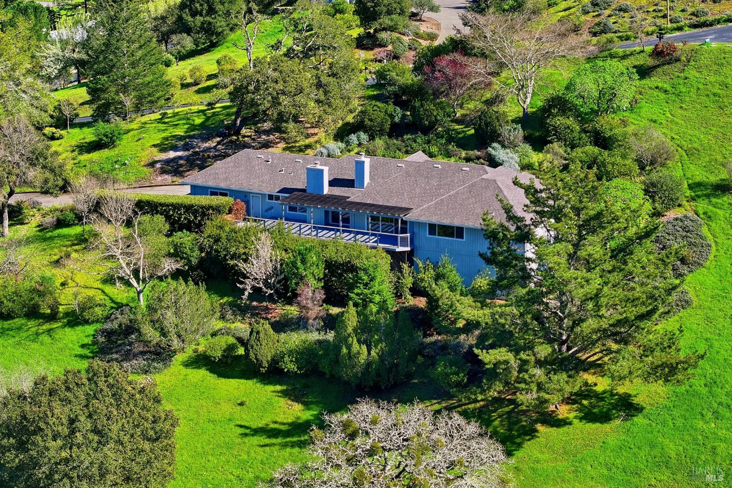 437 Crestridge Place