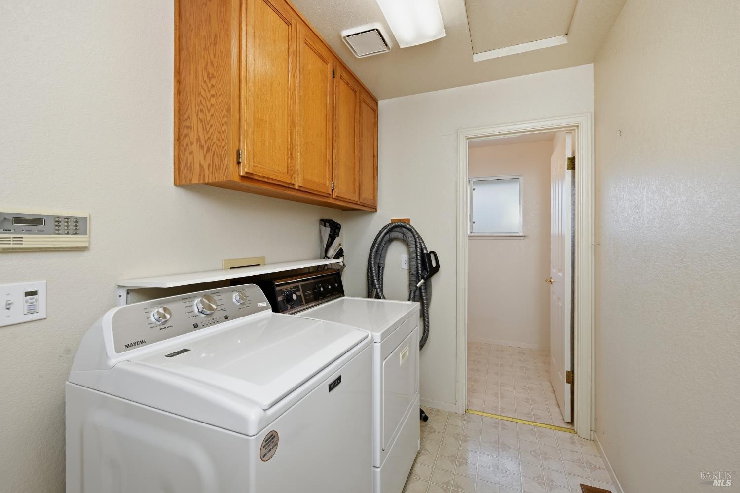 437 Crestridge Place