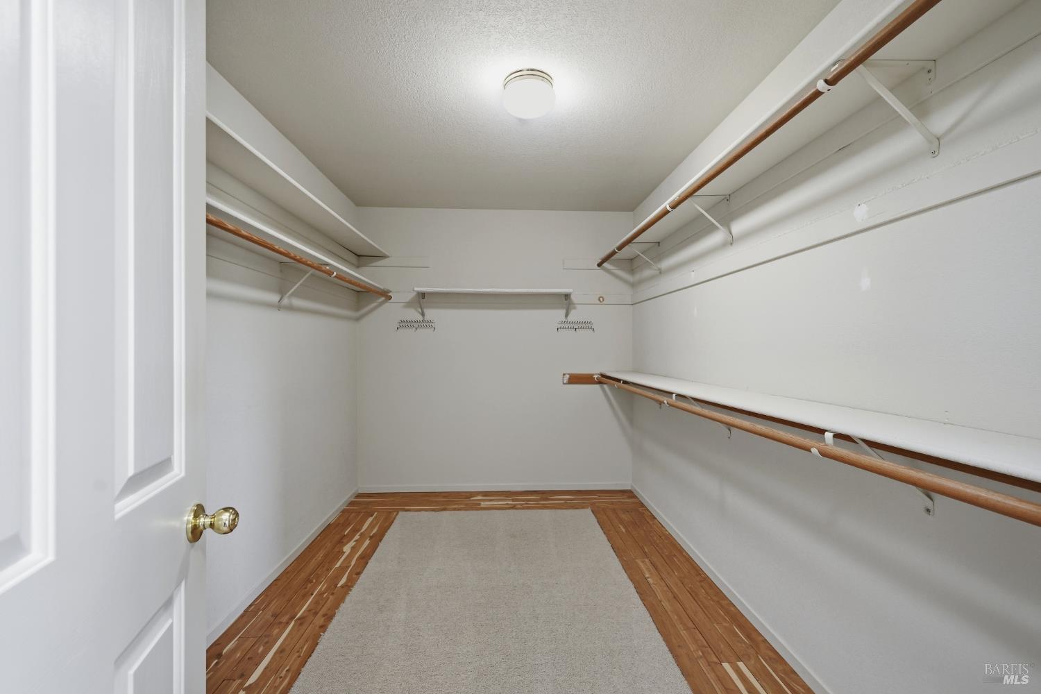 437 Crestridge Place