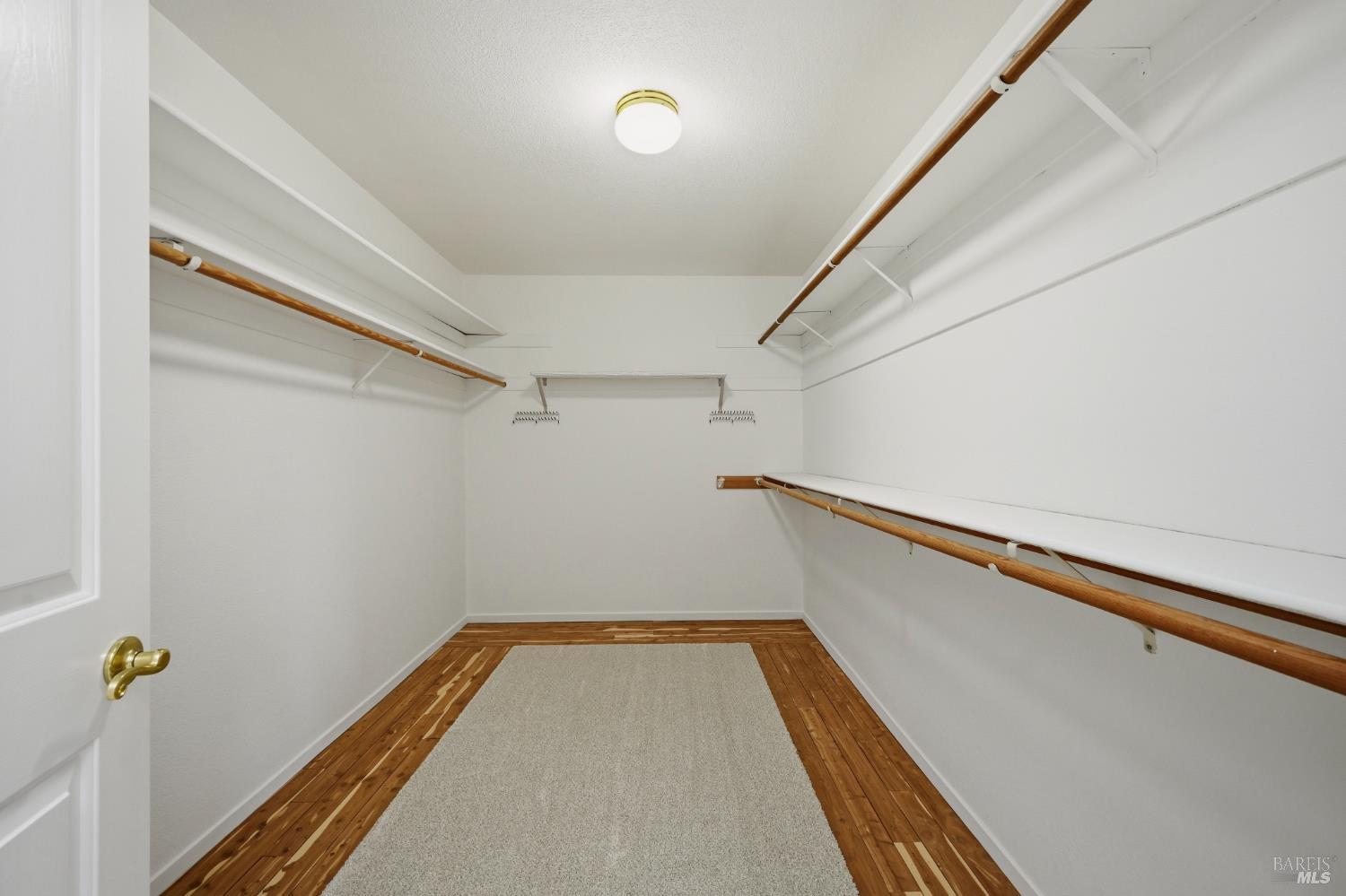 437 Crestridge Place