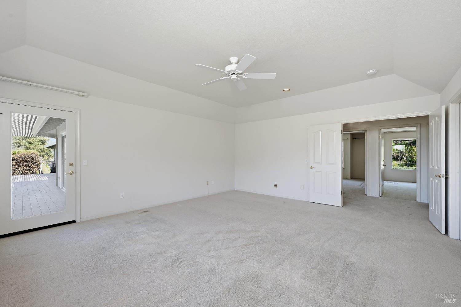 437 Crestridge Place