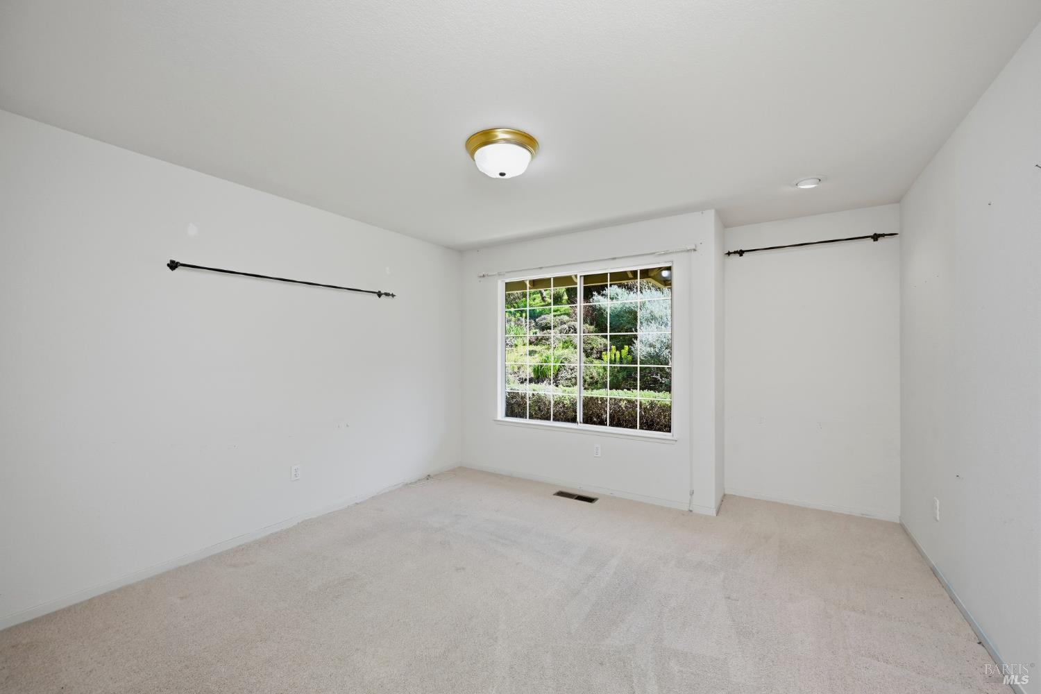 437 Crestridge Place