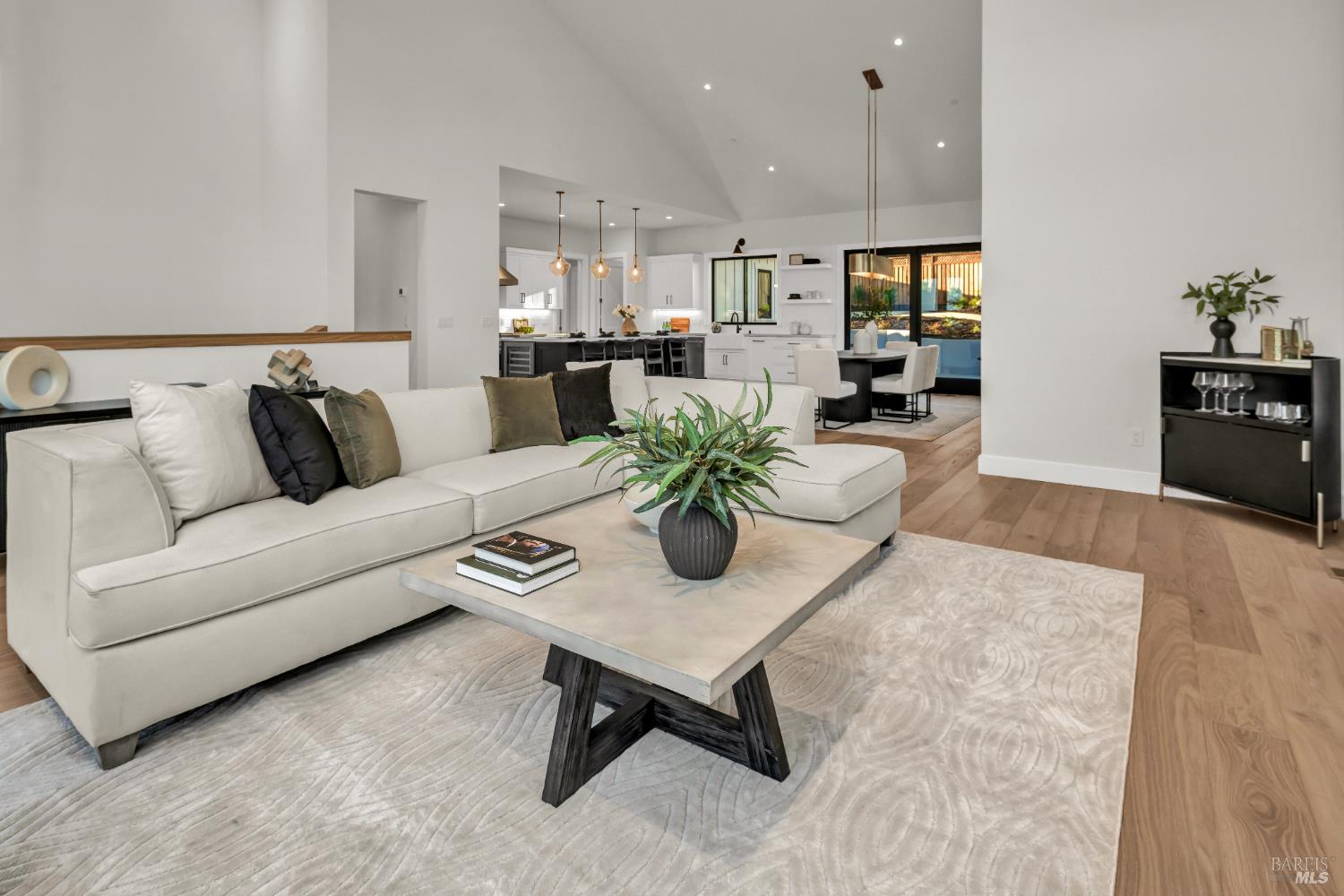 2011 Long Leaf Court