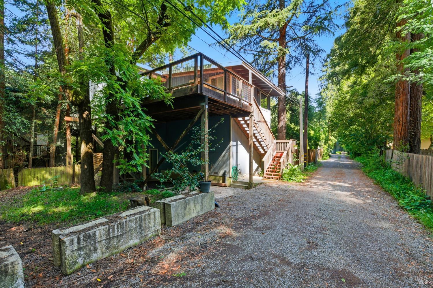 10840 Buena Vista Lane