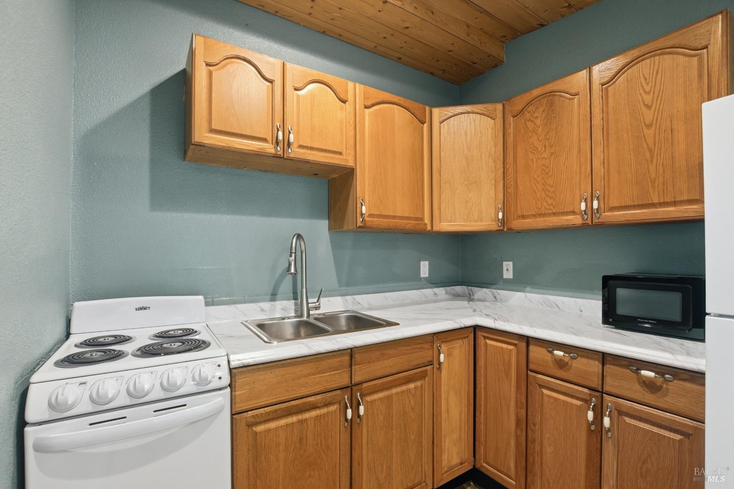 10840 Buena Vista Lane