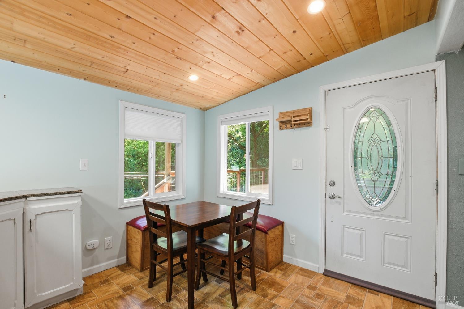 10840 Buena Vista Lane