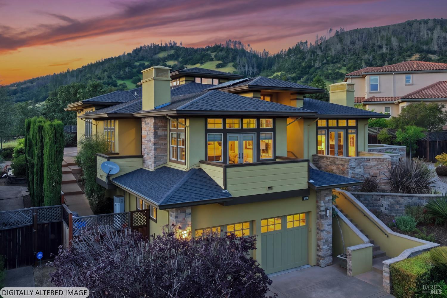 5905 Sunhawk Drive
