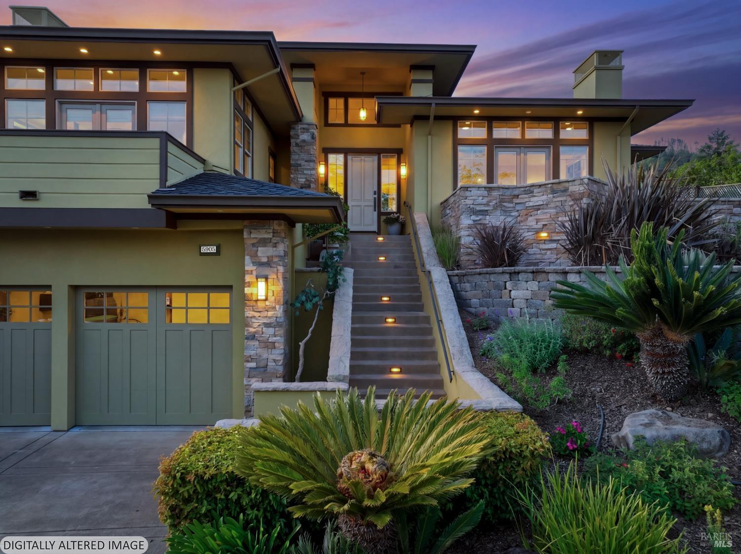 5905 Sunhawk Drive