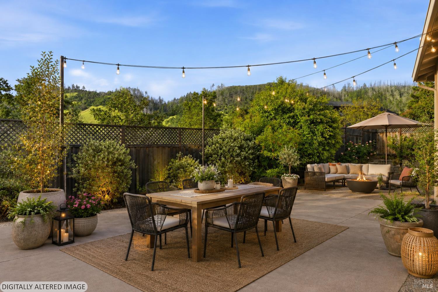 5905 Sunhawk Drive