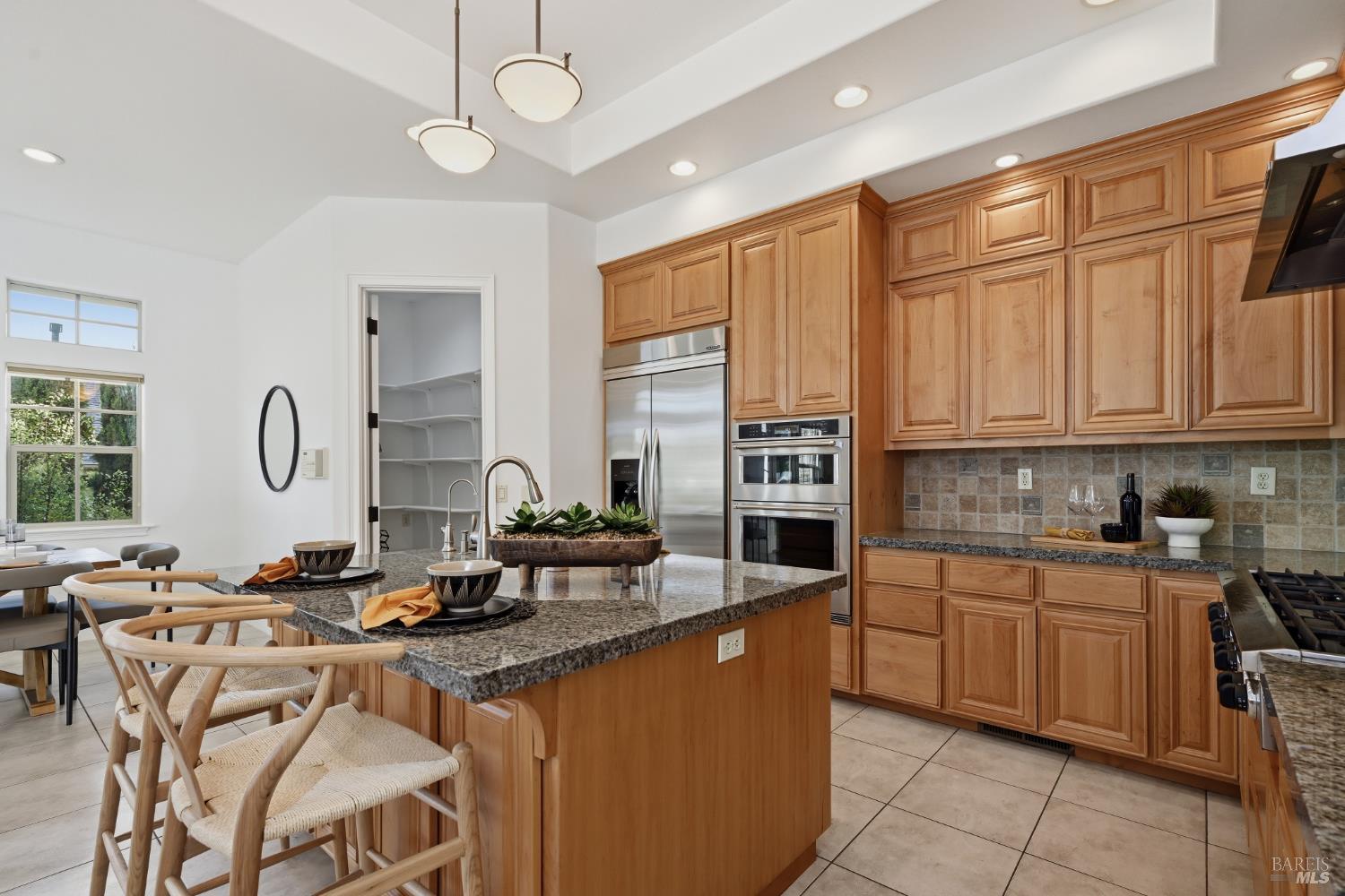 5905 Sunhawk Drive