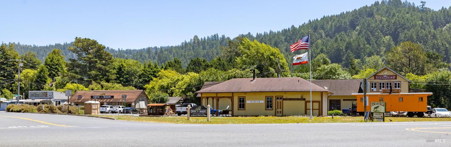 1585 Cazadero Highway