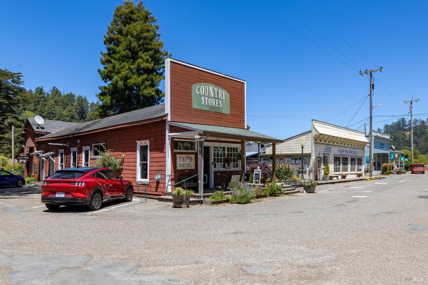 1585 Cazadero Highway