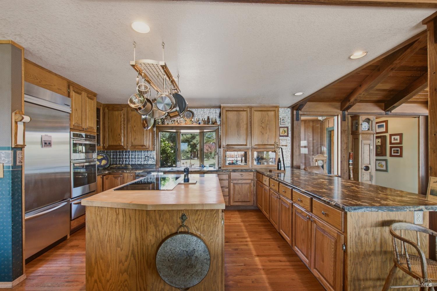 5301 Lake Ridge Drive
