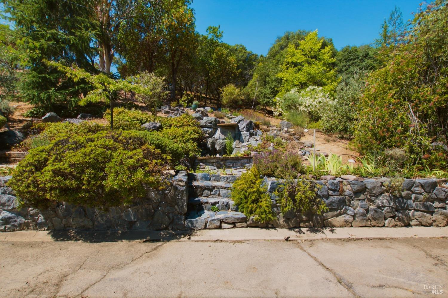 5301 Lake Ridge Drive