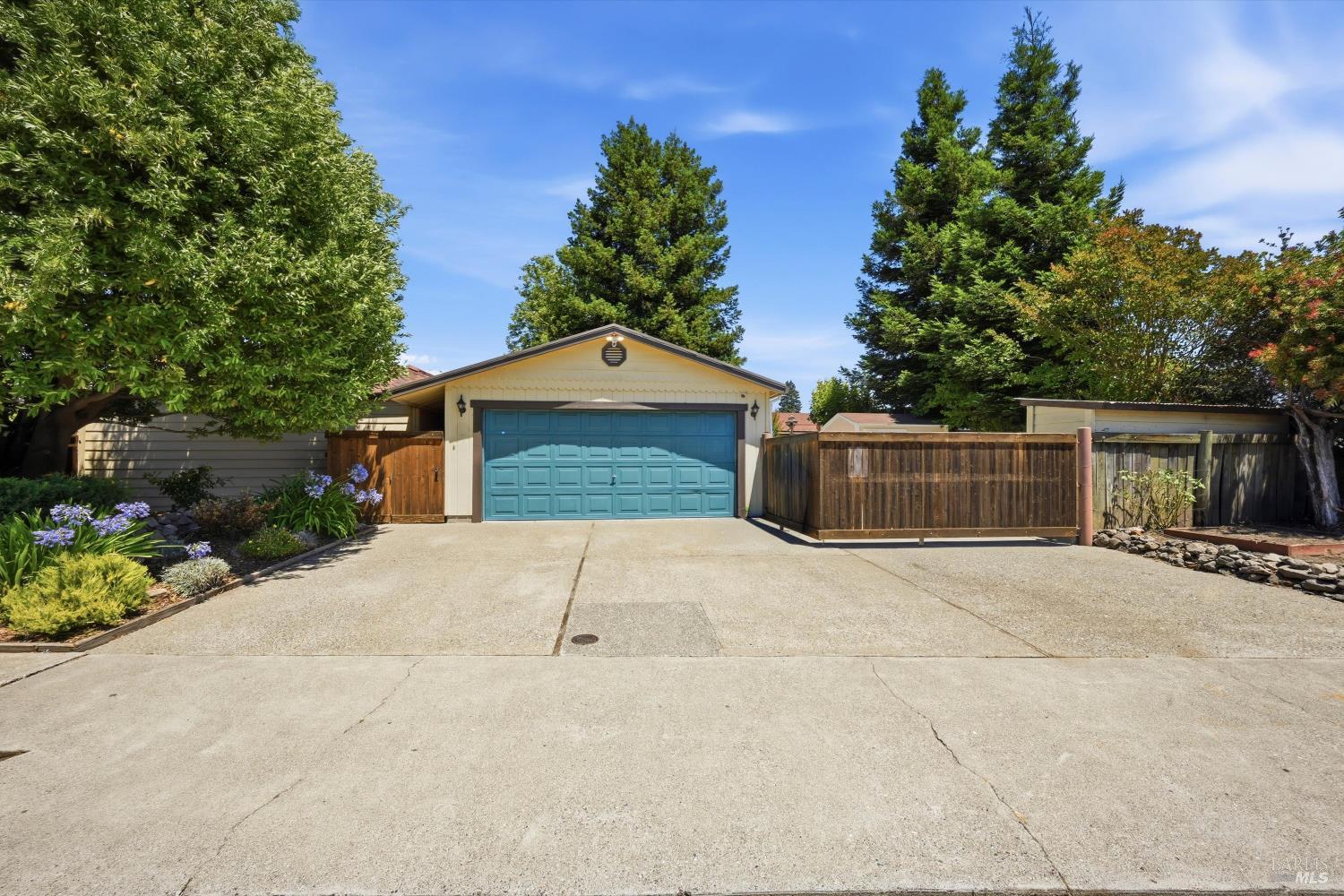 2006 Montgomery Drive