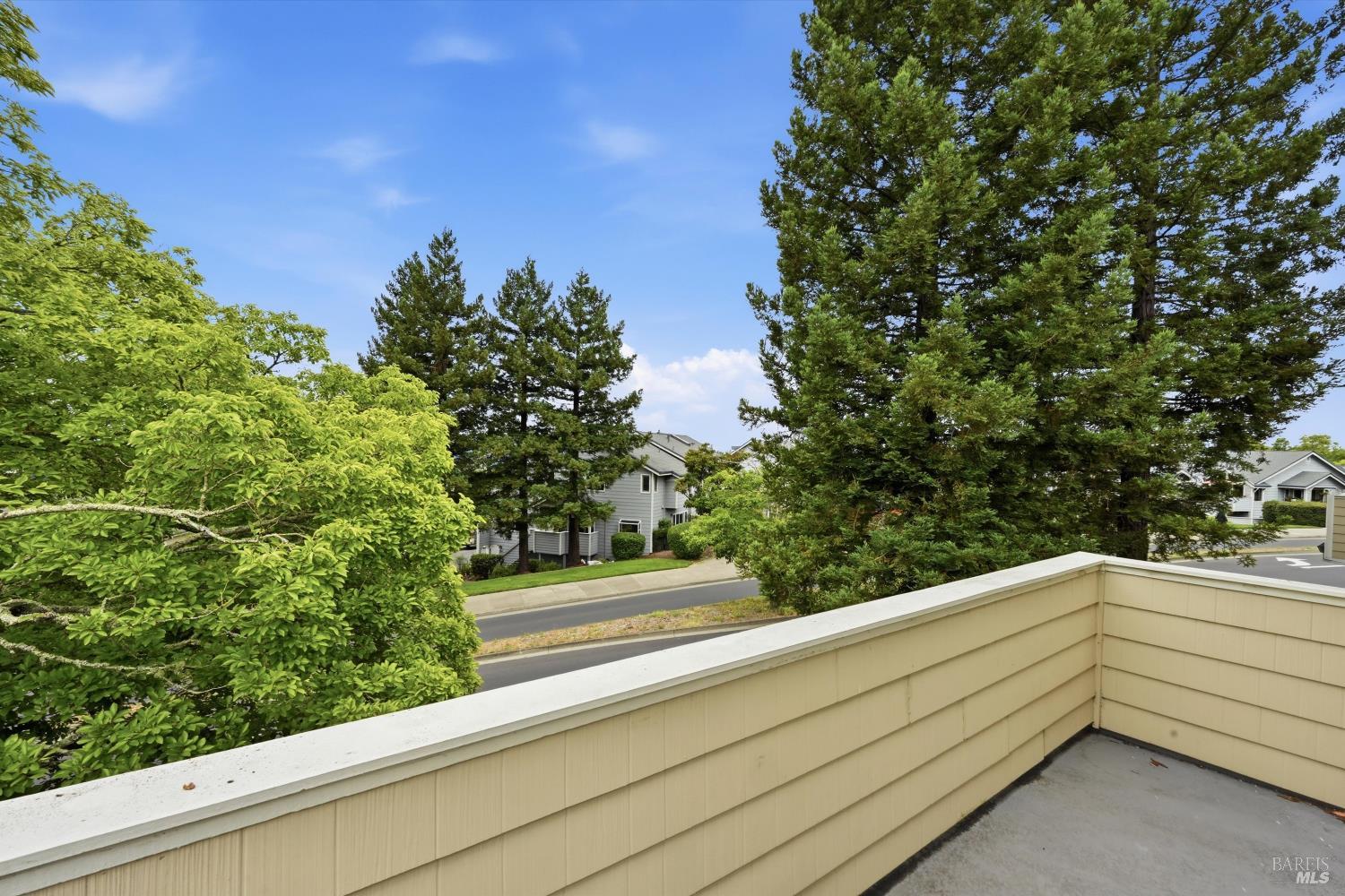 2004 Stonefield Lane