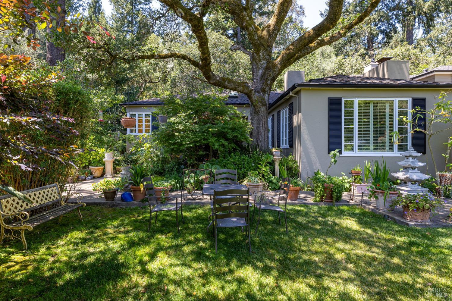 1431 Manzanita Avenue