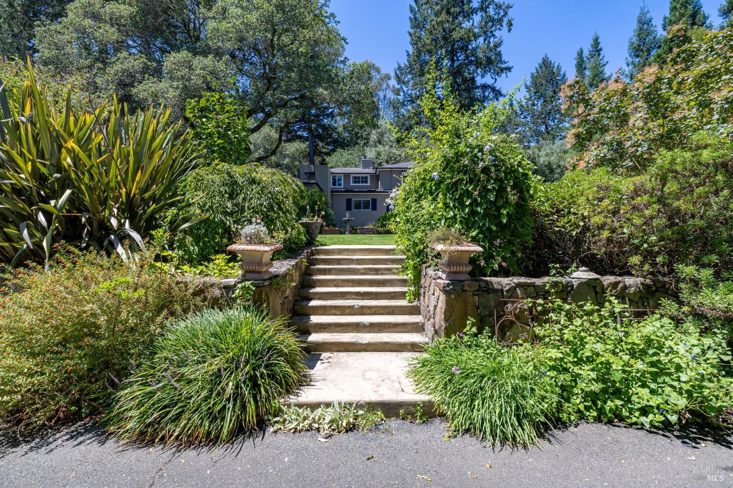1431 Manzanita Avenue