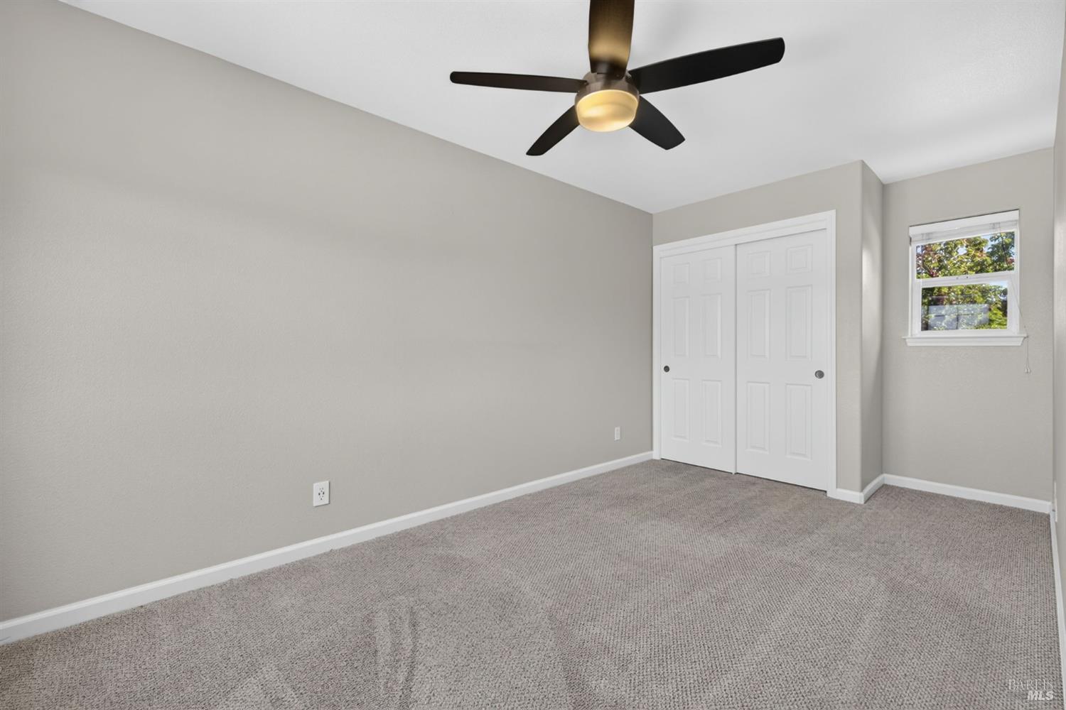 2038 Red Oak Circle
