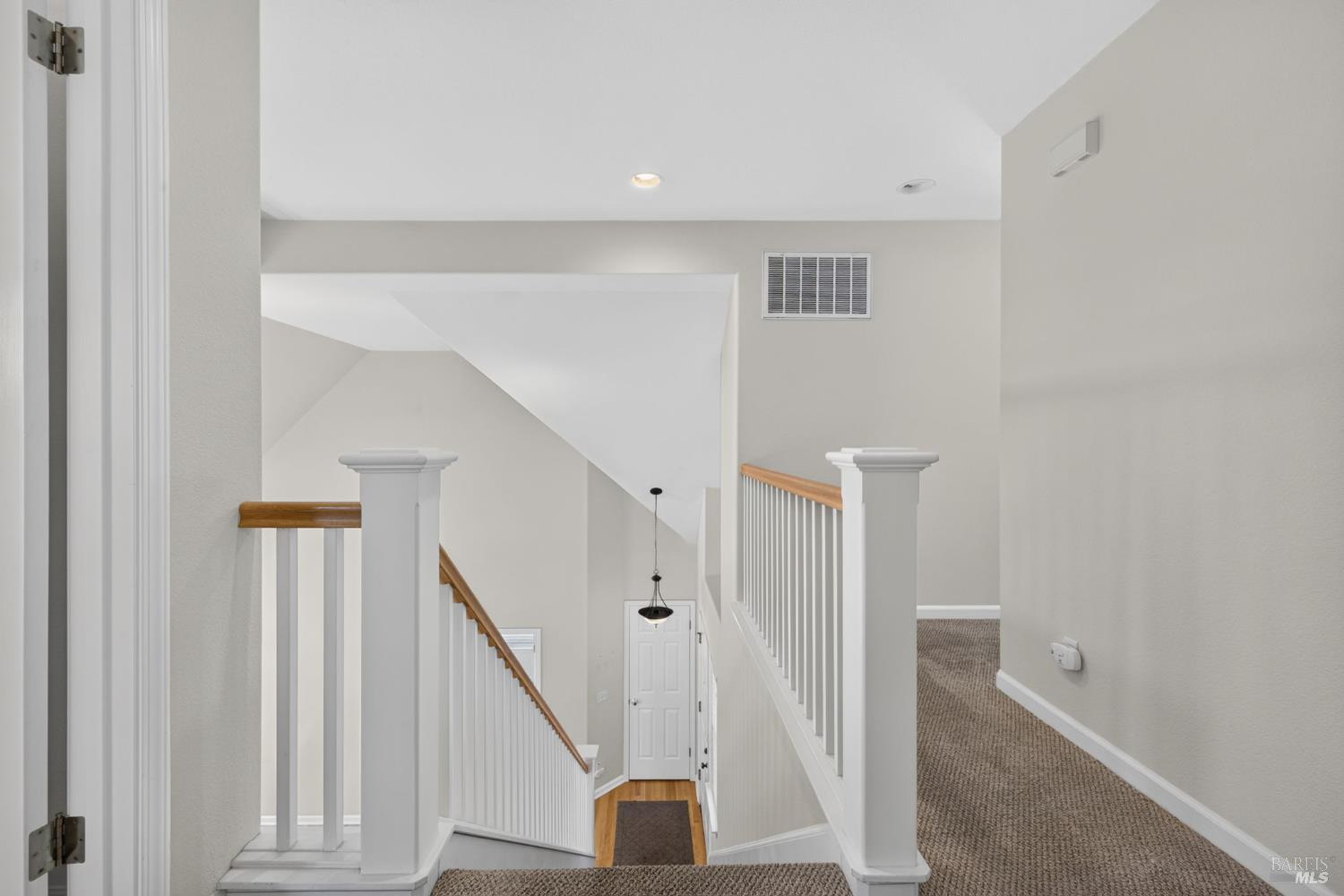 2038 Red Oak Circle